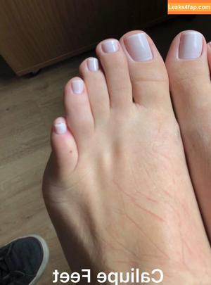 Caliupe_feet photo #0025