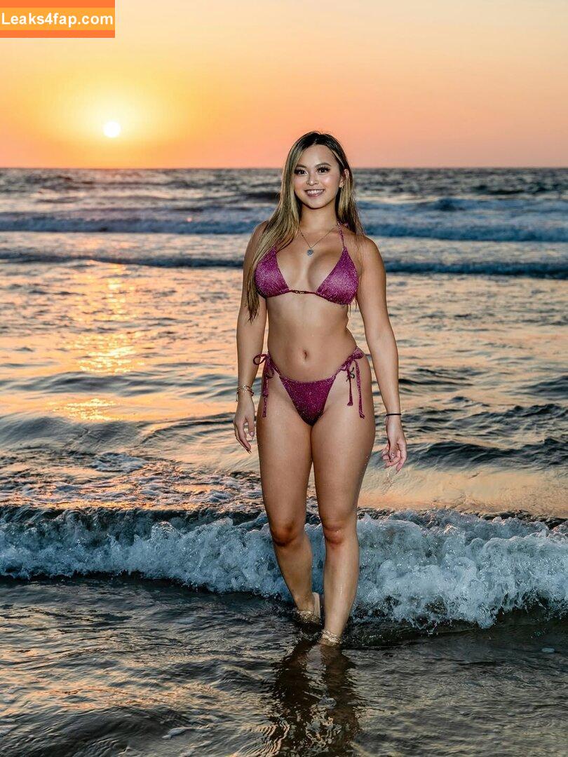 Call_me_eilleen / Eilleen Chen leaked photo photo #0062