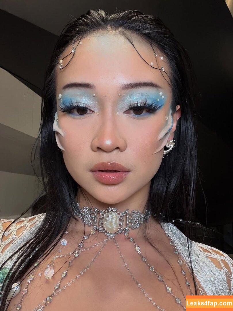 Callina Liang / callina.liang слитое фото фото #0007