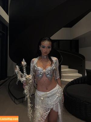 Callina Liang photo #0005