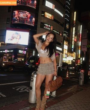 Callina Liang photo #0045