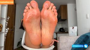 Cam Girls Feet Content photo #0297