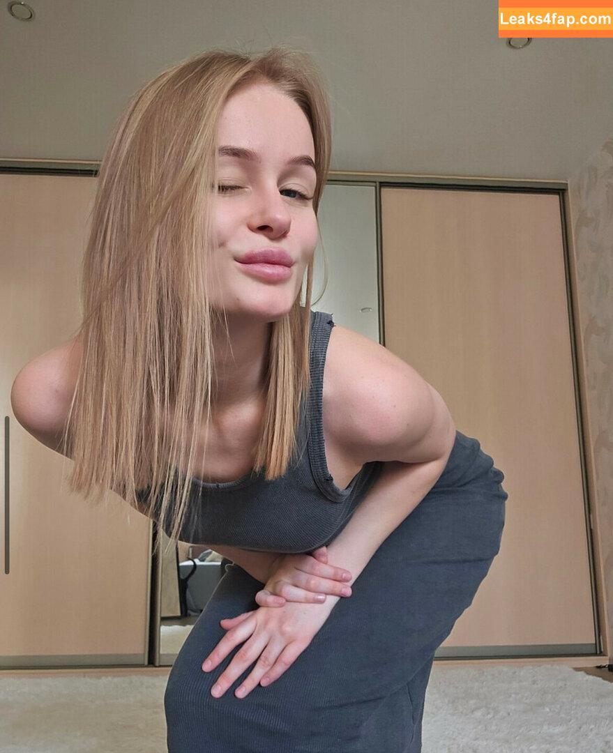 camallia_candy / Blondino4ka07 / annieprincess / hadil_candy / yourprincessannie leaked photo photo #0003
