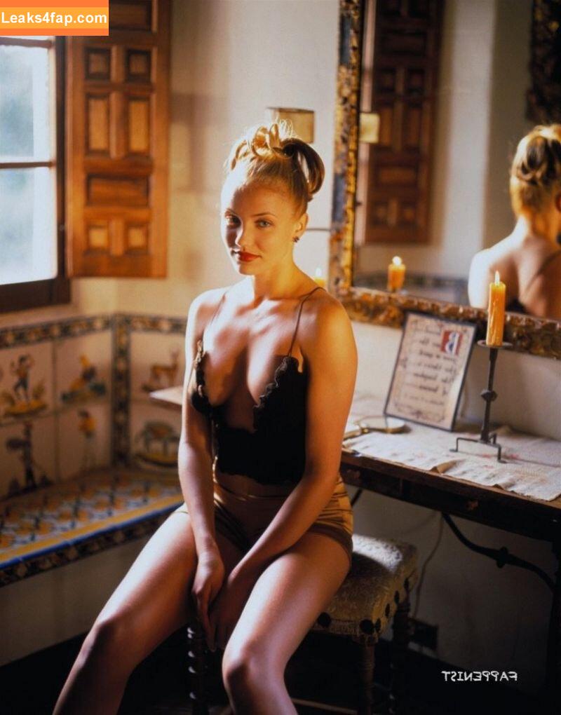 Cameron Diaz / camerondiaz слитое фото фото #0598