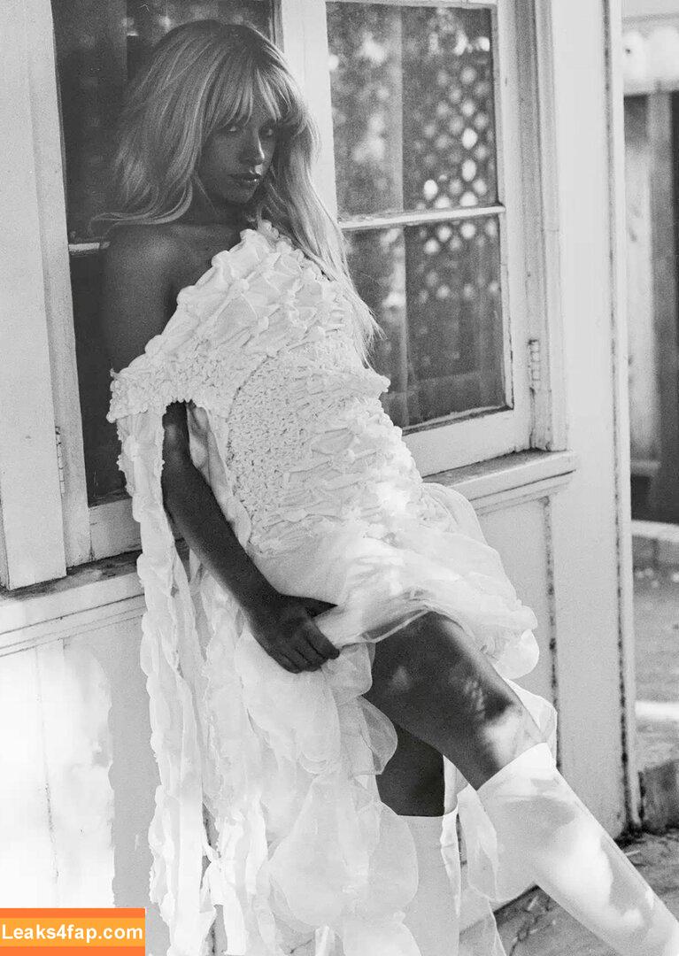 Camila Cabello / Camila_Cabello / camilacabello / iamgabrielaung leaked photo photo #1243