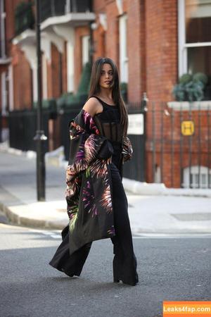 Camila Cabello photo #1000