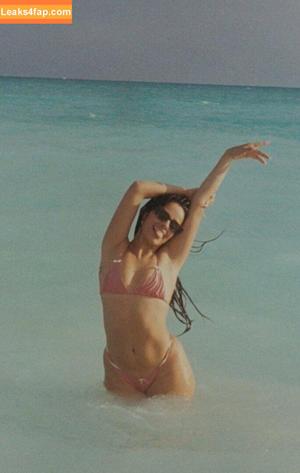 Camila Cabello photo #1049