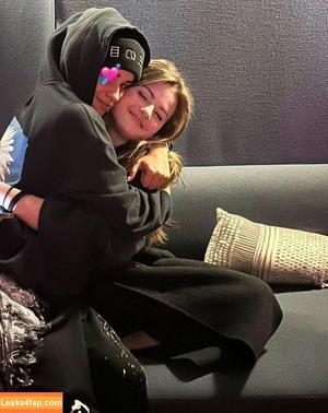 Camila Cabello photo #1084