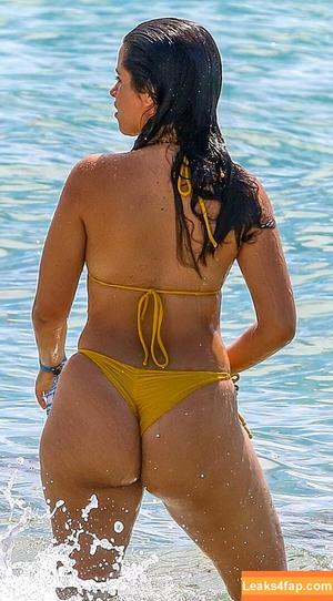 Camila Cabello photo #1094