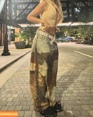 Camila Cabello photo #1444