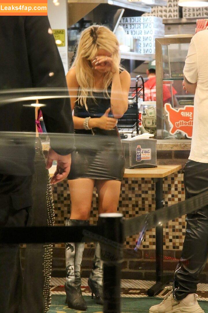 Camila Cabello / Camila_Cabello / iamgabrielaung leaked photo photo #2194