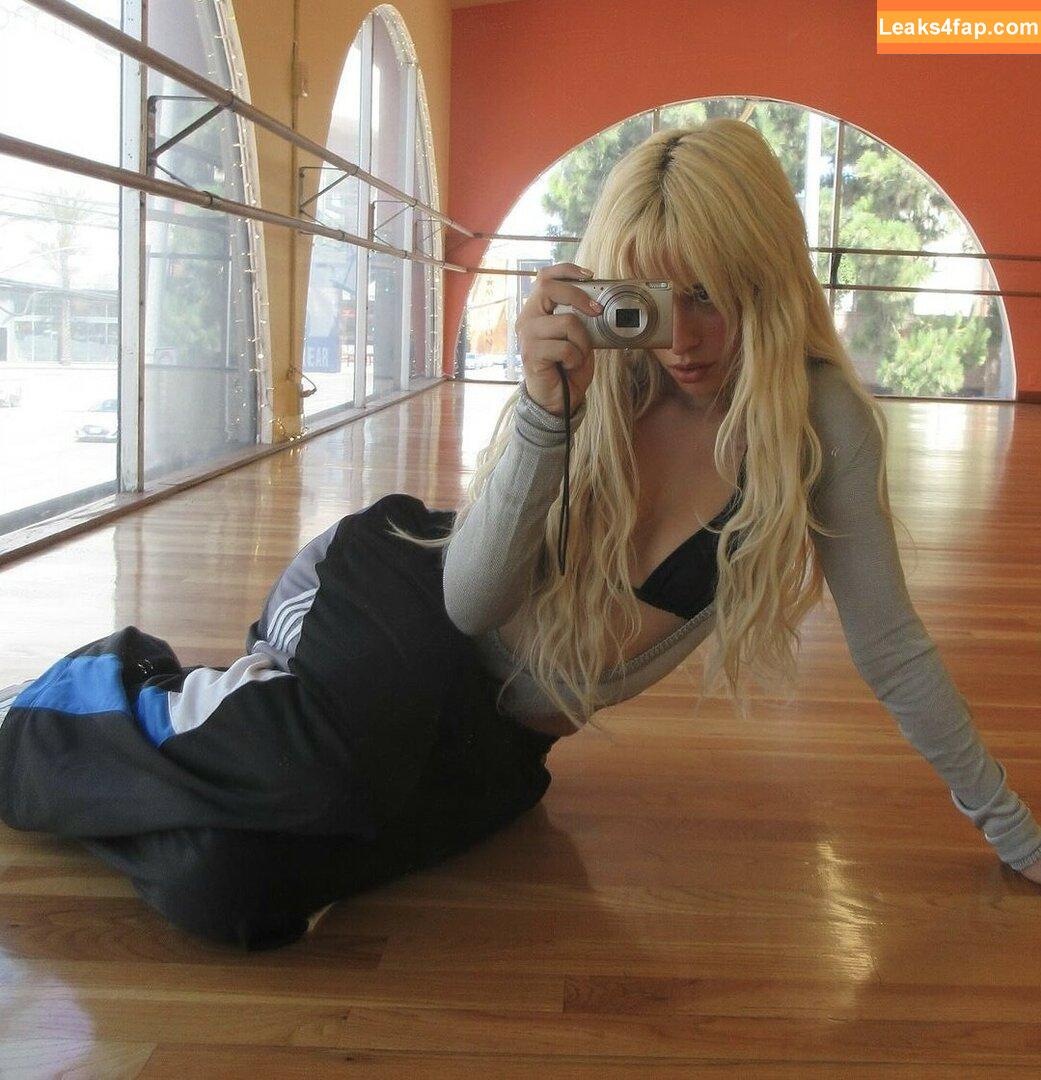 Camila Cabello / Camila_Cabello / iamgabrielaung leaked photo photo #2613