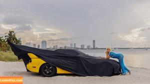 Camila Cabello photo #2277