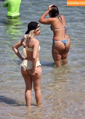 Camila Cabello photo #2518