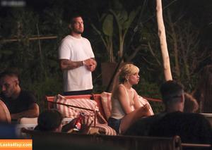 Camila Cabello photo #2585