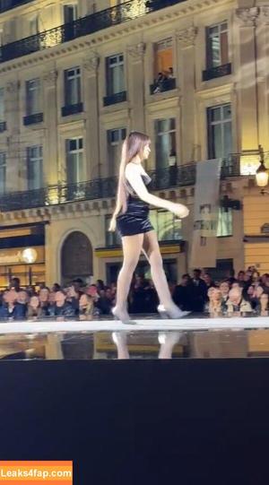 Camila Cabello фото #2974