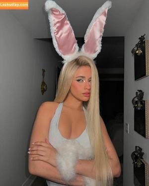 Camila Cabello photo #3315