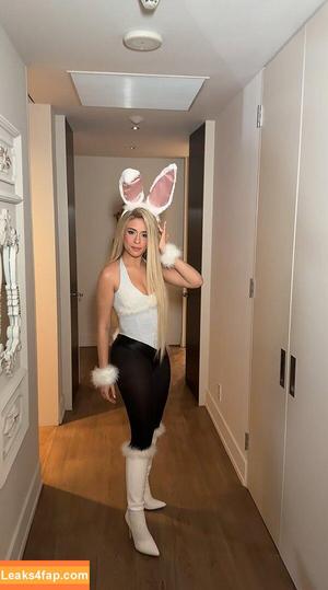 Camila Cabello photo #3366