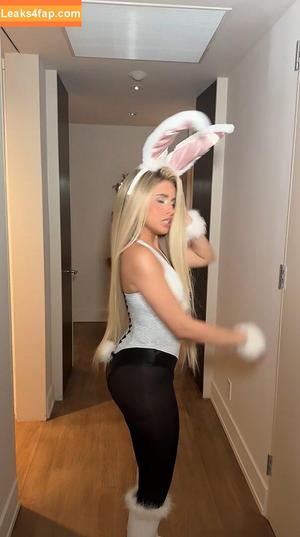 Camila Cabello photo #3367