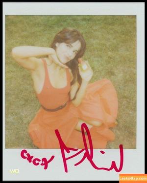 Camila Cabello photo #4055