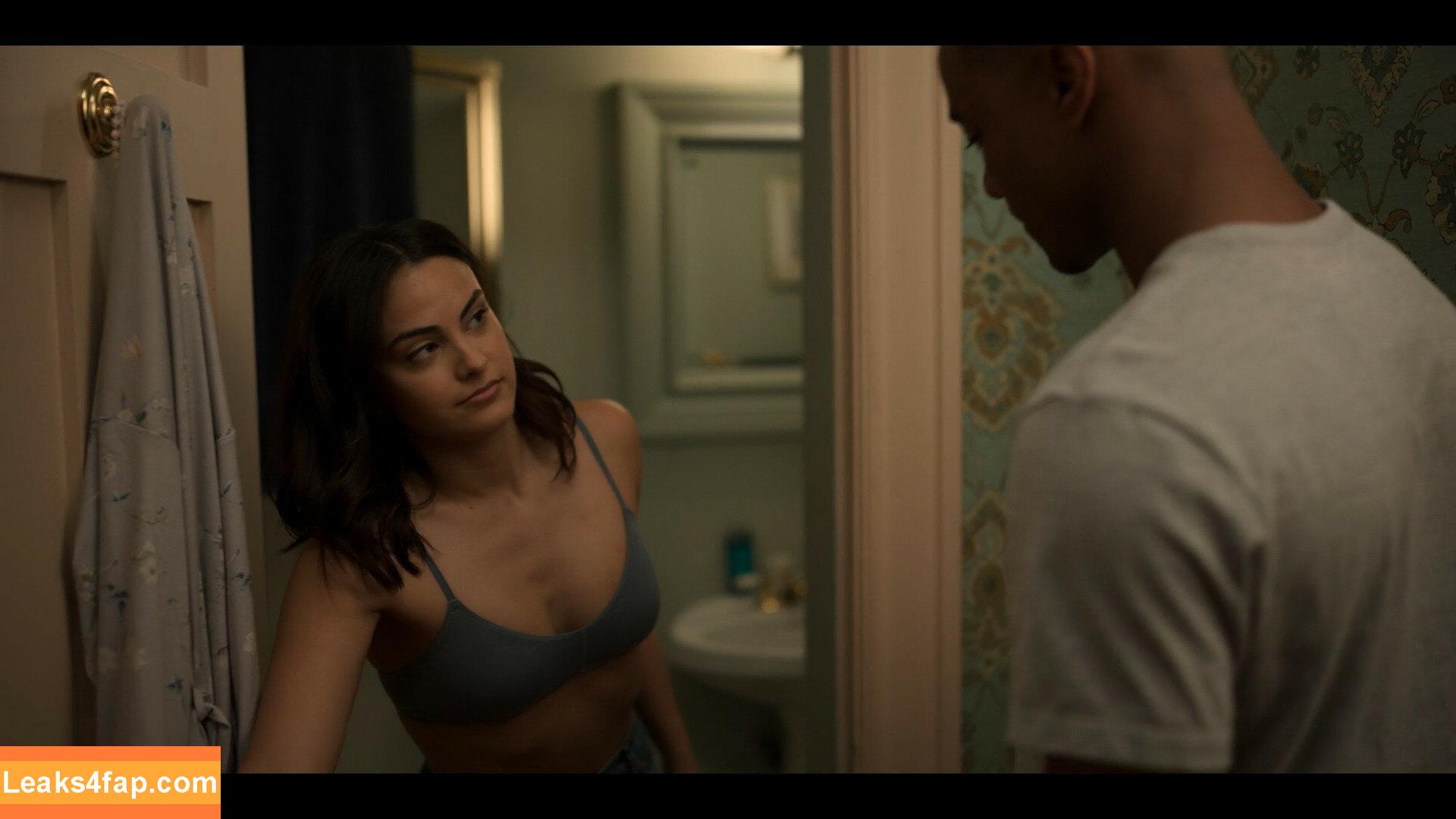 Camila Mendes / camimendes leaked photo photo #0016