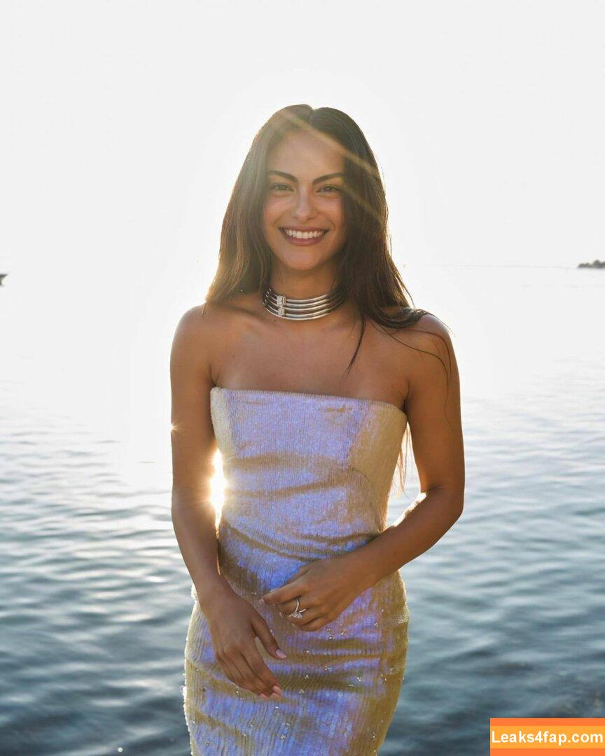 Camila Mendes / camimendes слитое фото фото #0114