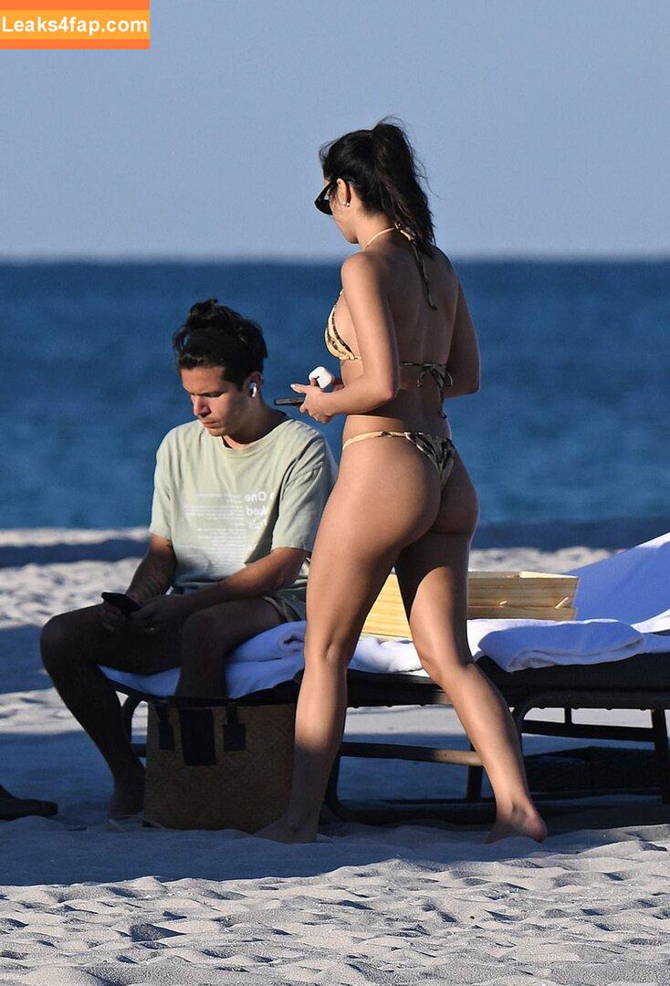 Camila Mendes / camimendes слитое фото фото #0231
