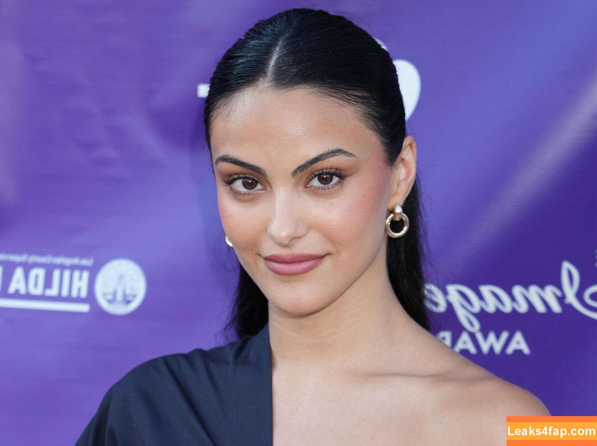 Camila Mendes / camimendes слитое фото фото #0734