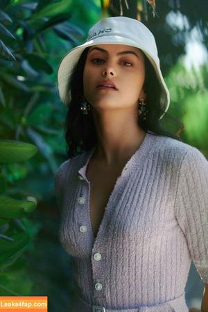 Camila Mendes photo #0094