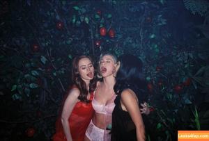 Camila Mendes photo #0096