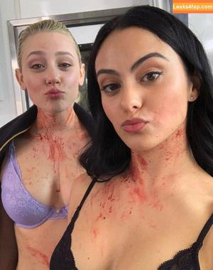 Camila Mendes photo #0132