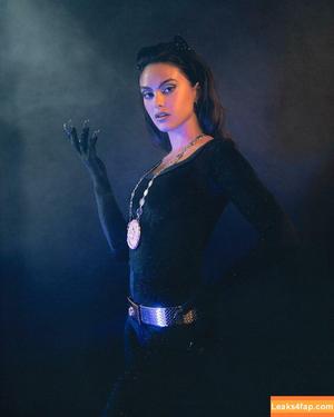 Camila Mendes photo #0154