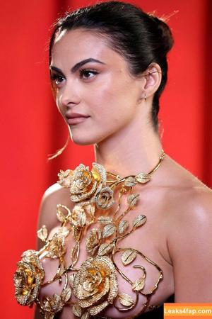Camila Mendes photo #0329