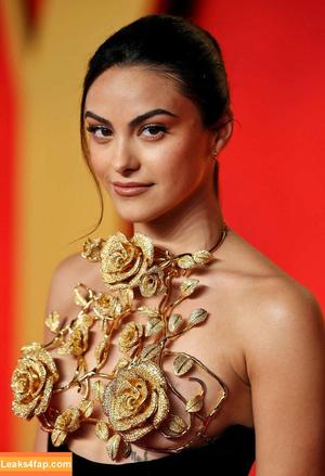 Camila Mendes photo #0337