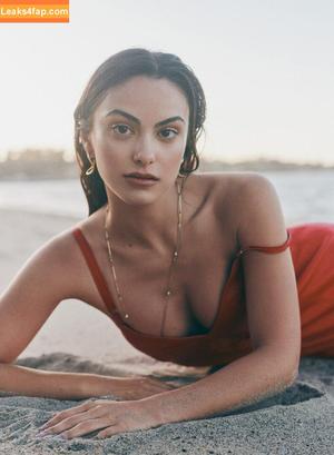 Camila Mendes photo #0432