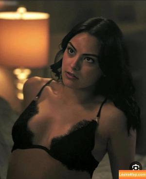 Camila Mendes photo #0472