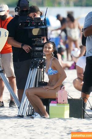 Camila Mendes photo #0521