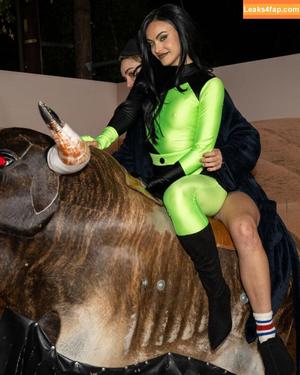 Camila Mendes фото #0871