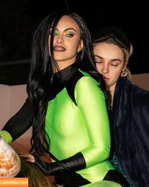 Camila Mendes фото #0876