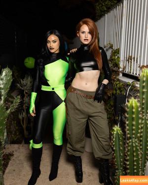 Camila Mendes фото #0884