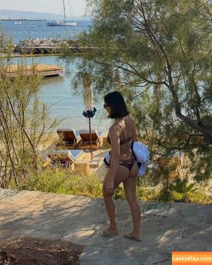 Camila Mendes фото #0956