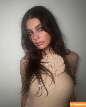 Camila Morrone photo #0060