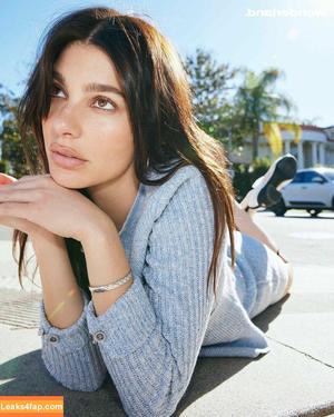 Camila Morrone photo #0091