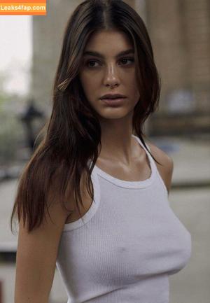 Camila Morrone фото #0704