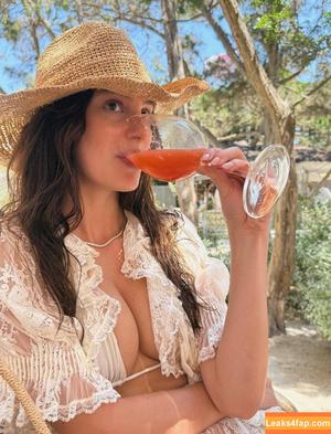 Camila Morrone фото #0706