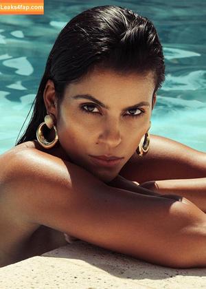 Camila Tavares photo #0012