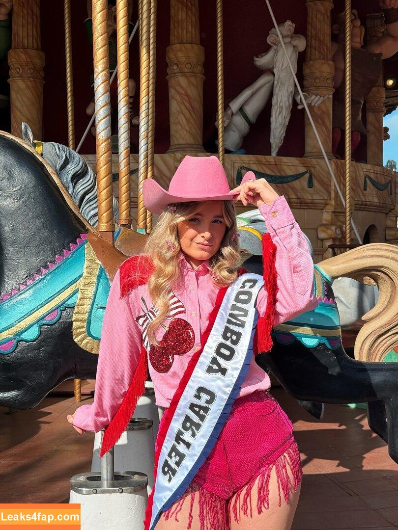 Camille LV / CamilleLvqu / camille_lvqu / camillelovesboats leaked photo photo #0115