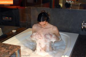 camillehotfree photo #0012