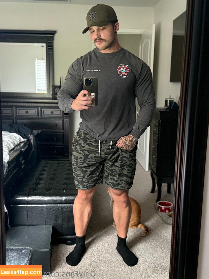 camo1232 /  leaked photo photo #0009