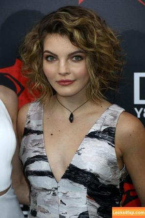 Camren Bicondova photo #0030